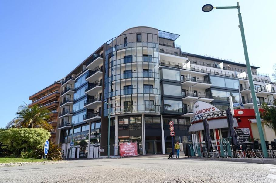Appartement Tout Equipe Centre Ville Ментона Екстериор снимка